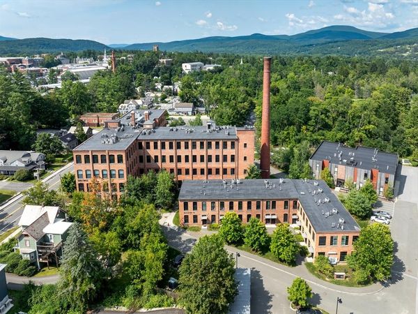 160 Water St., Unit 309, Williamstown, MA 02167