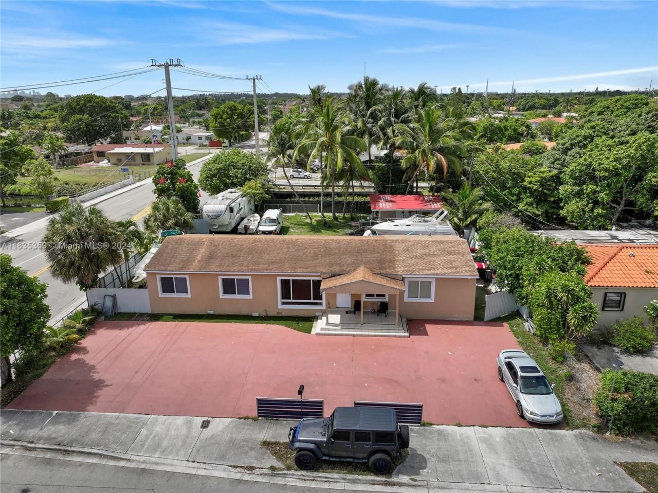 10 W 53rd Ter, Hialeah, FL 33012 Photo