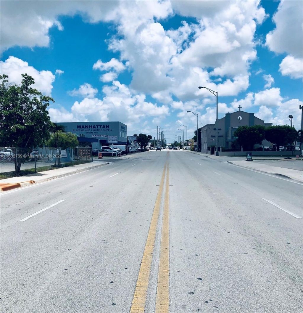 1202 E 4th Avenue, Hialeah, FL 33010 Photo