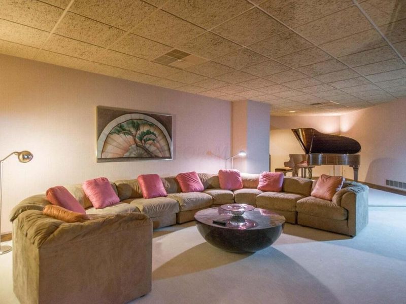 8455 Dunsinane Drive, Dublin, OH 43017 Photo 32