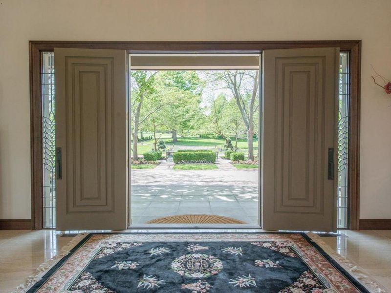 8455 Dunsinane Drive, Dublin, OH 43017 Photo 9