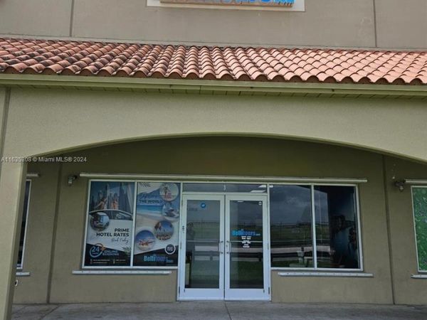 15420 SW 136th St, Miami, FL 33196