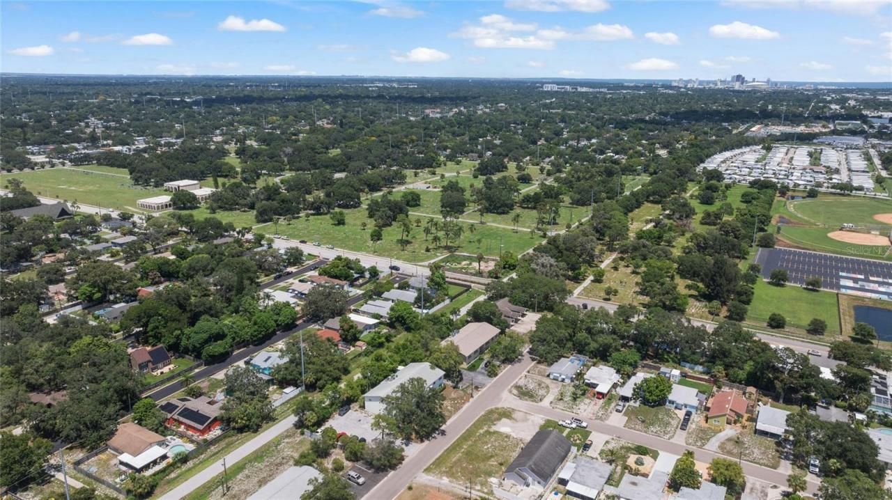 5845 Fairfield Avenue S, Saint Petersburg, FL 33707 Photo