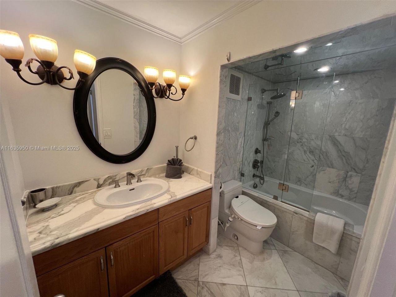 100 Lincoln Rd, Unit 1633, Miami Beach, FL 33139 Photo