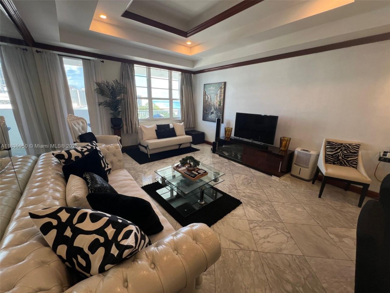 100 Lincoln Rd, Unit 1633, Miami Beach, FL 33139 Photo