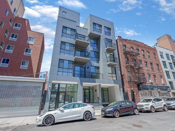 43-30 52 Street, Unit 4A, Woodside, NY 11377