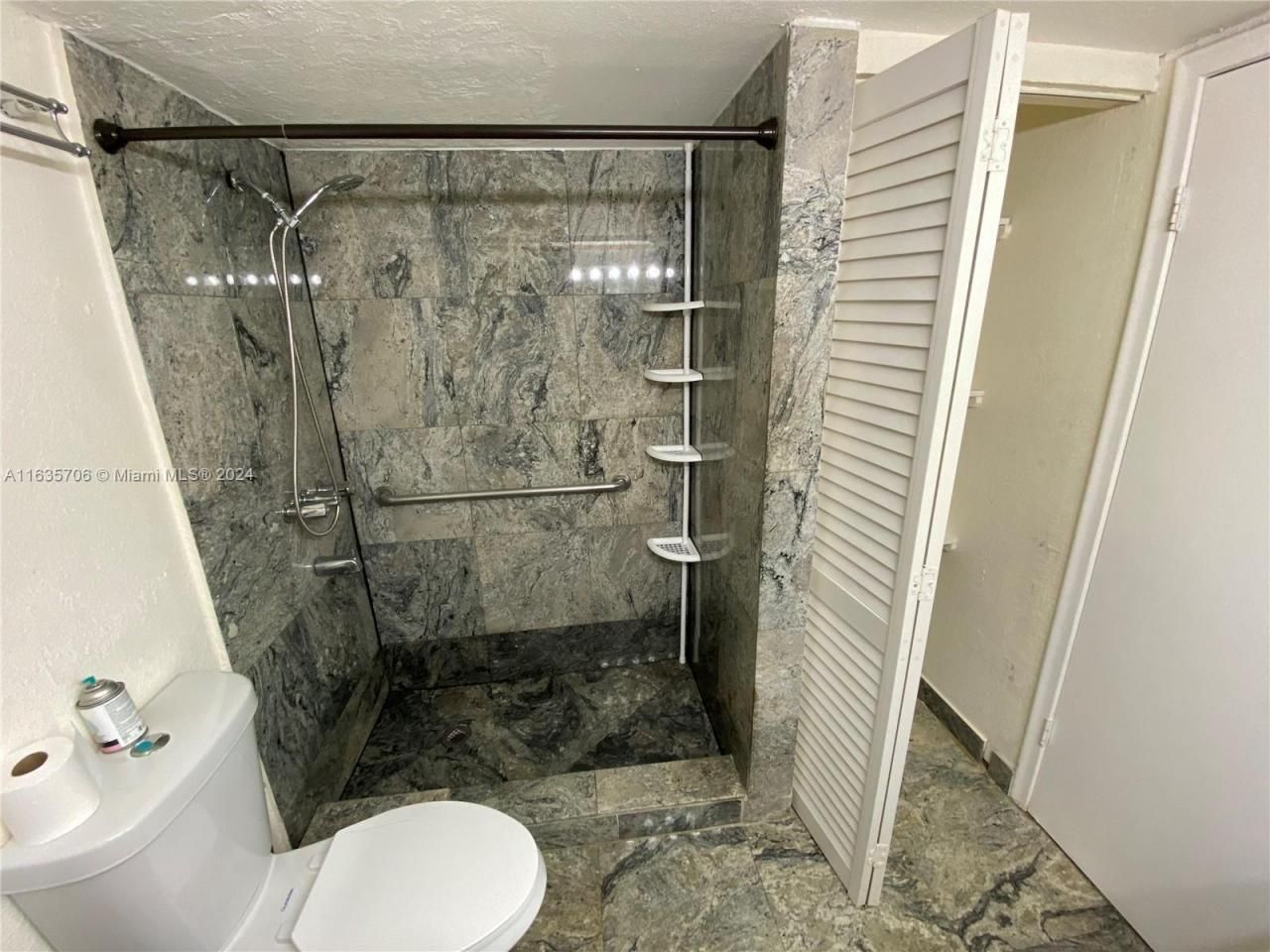 4525 W 20 Av, Unit 123, Hialeah, FL 33012 Photo