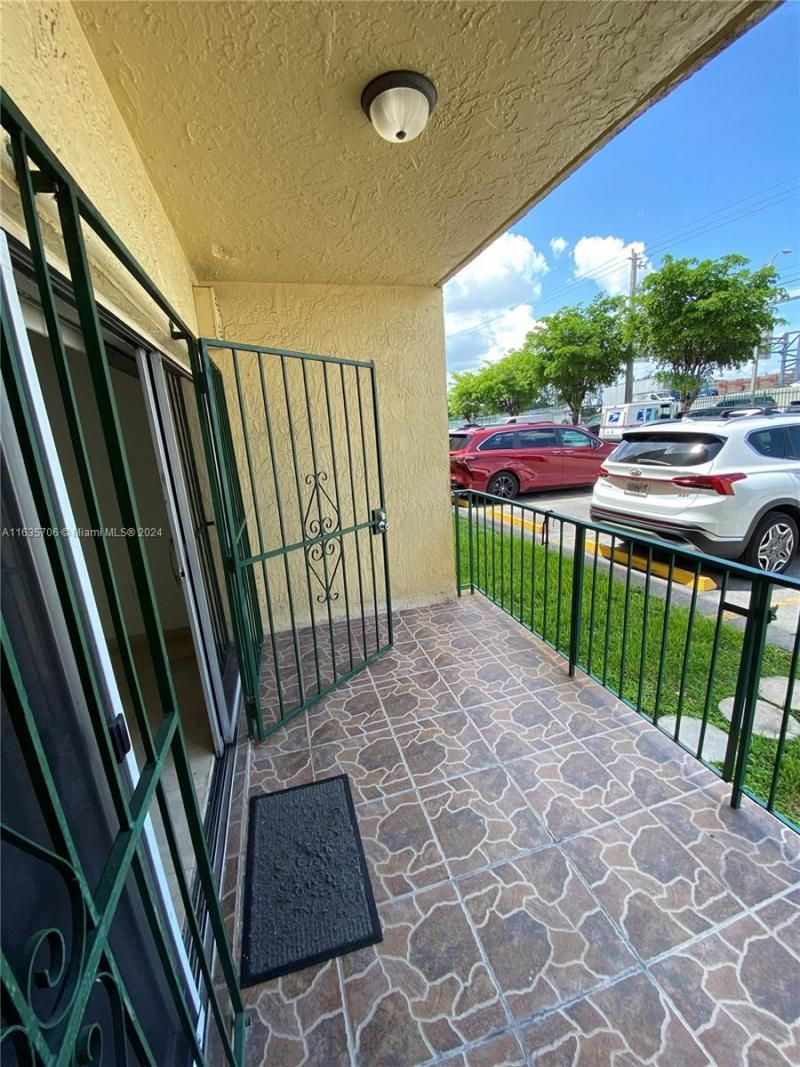 4525 W 20 Av, Unit 123, Hialeah, FL 33012 Photo