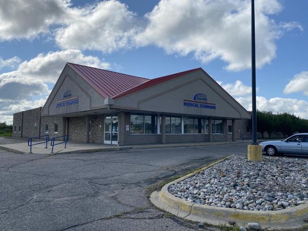 1717 E Chicago Road, Sturgis, MI 49091