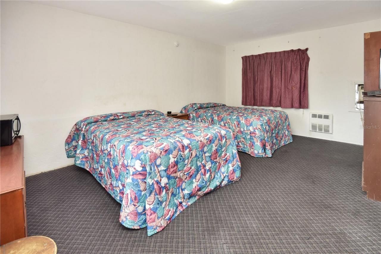 1028 Ridgewood Avenue, Daytona Beach, FL 32117 Photo