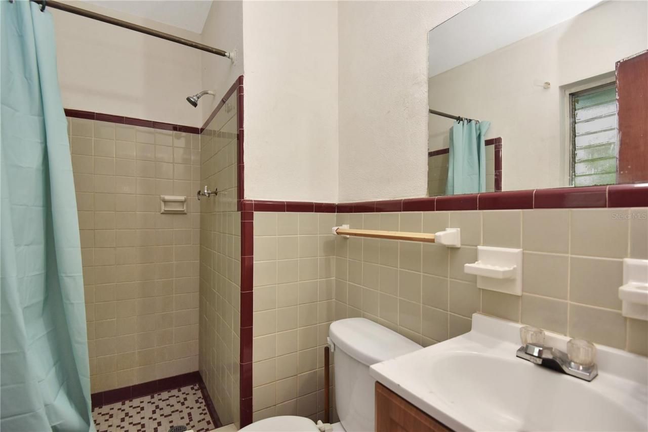 1028 Ridgewood Avenue, Daytona Beach, FL 32117 Photo