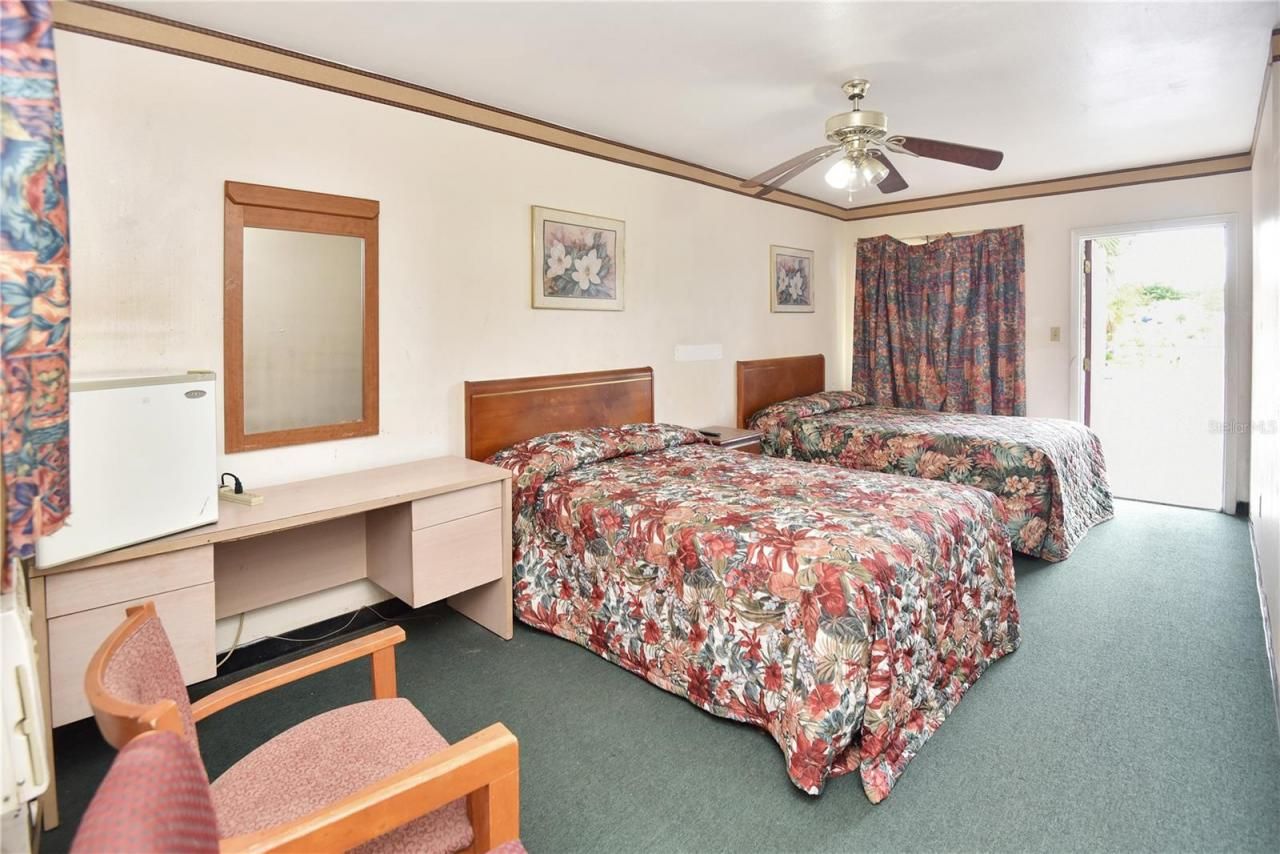 1028 Ridgewood Avenue, Daytona Beach, FL 32117 Photo