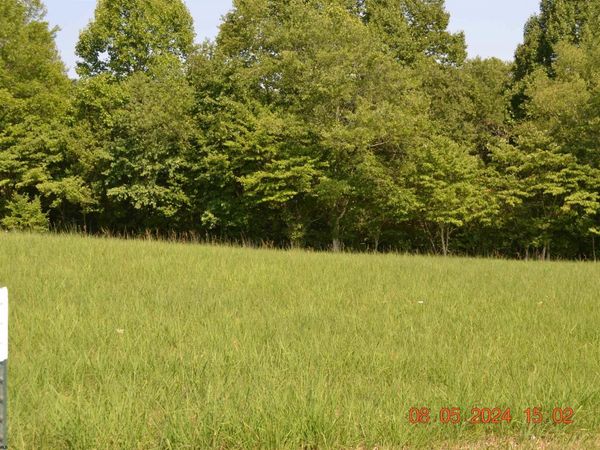 000 Hawk's View Lane, Napier, WV 26631