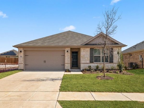 3915 Condor Drive, Crandall, TX 75114