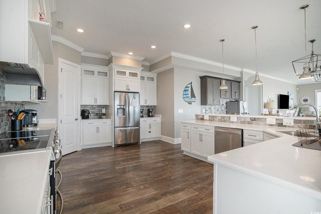 1907 S Waccamaw Dr. Photo 13