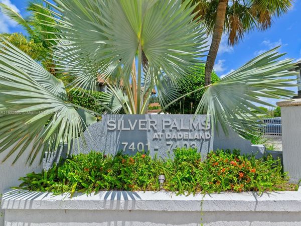 7403 SW 82nd St, Unit 201N, Miami, FL 33143