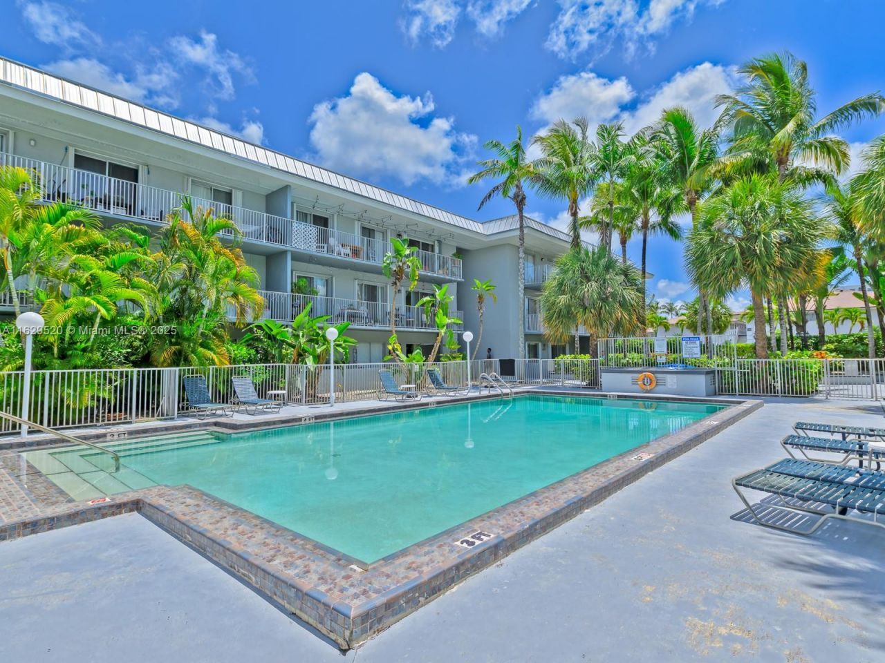 7403 SW 82nd St, Unit 201N, Miami, FL 33143 Photo