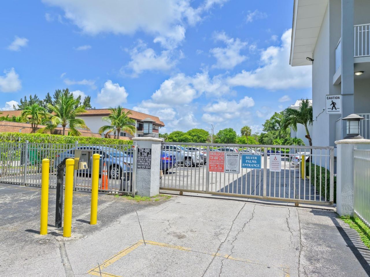 7403 SW 82nd St, Unit 201N, Miami, FL 33143 Photo