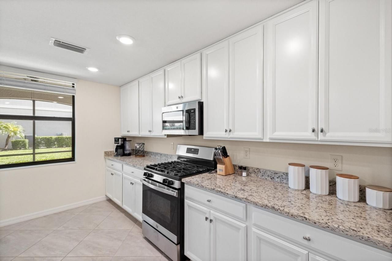 18117 Gawthrop Drive, Unit 104, Bradenton, FL 34211 Photo