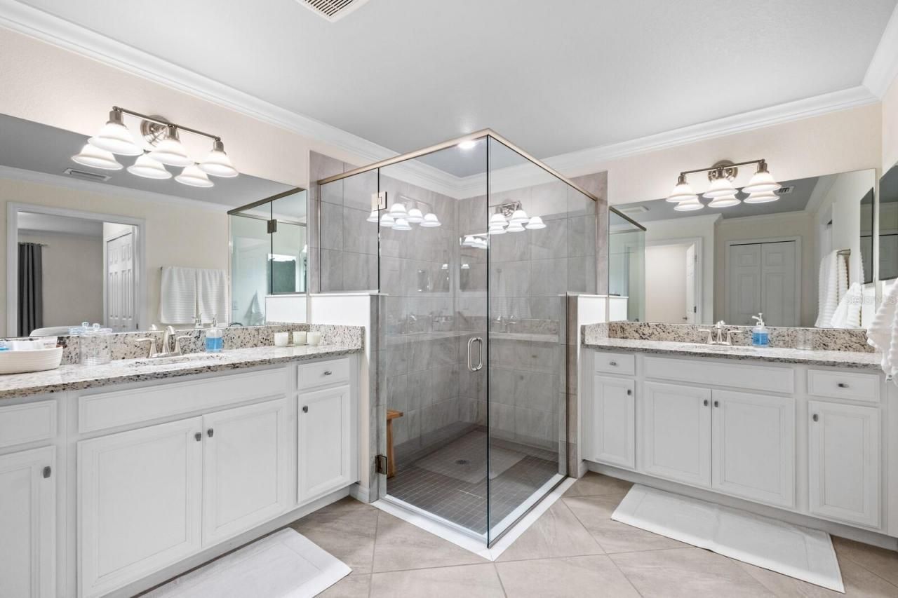 18117 Gawthrop Drive, Unit 104, Bradenton, FL 34211 Photo