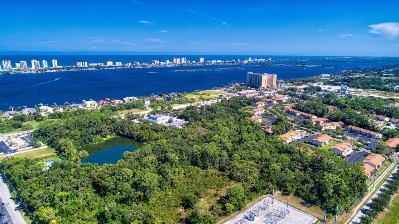 2538 S Ridgewood Avenue, South Daytona, FL 32119 Photo