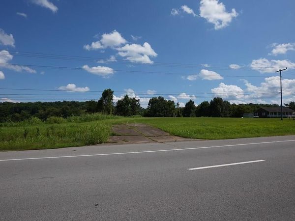 1 Highway 79, Dover, TN 37058