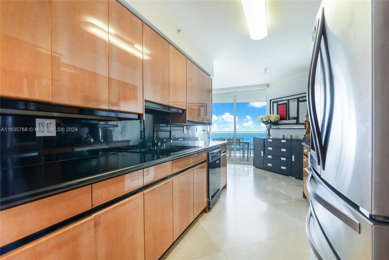 18671 Collins Ave, Unit 2702, Sunny Isles Beach, FL 33160 Photo