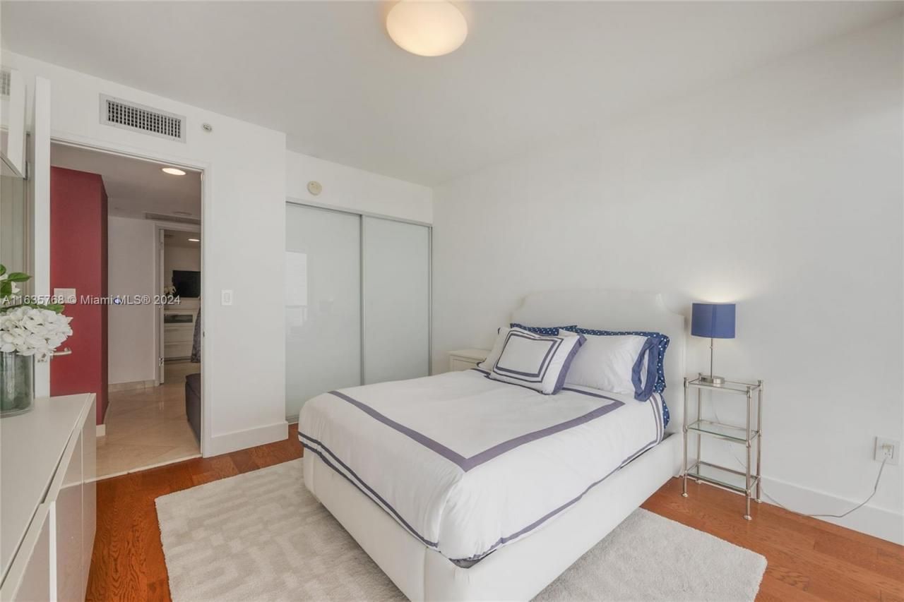 18671 Collins Ave, Unit 2702, Sunny Isles Beach, FL 33160 Photo