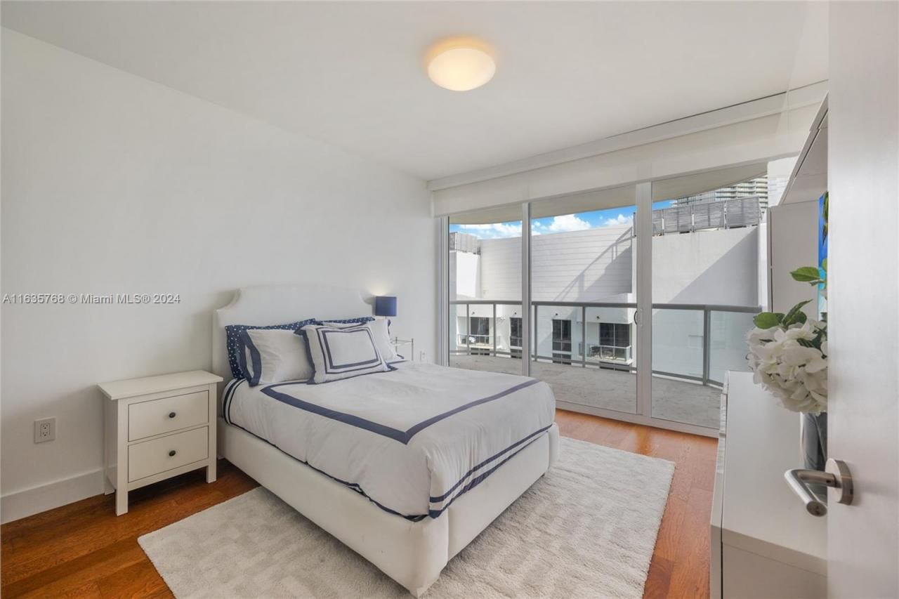 18671 Collins Ave, Unit 2702, Sunny Isles Beach, FL 33160 Photo