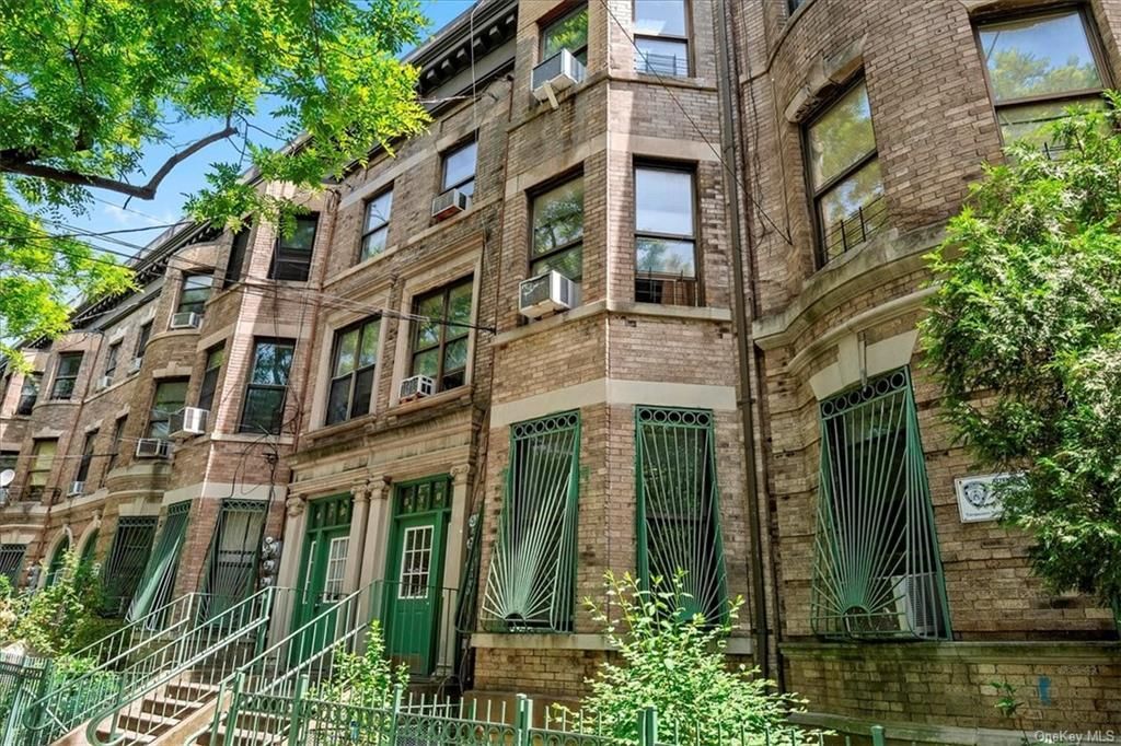 1012 Faile Street, Unit 1012A, Bronx, NY 10459 Main Photo