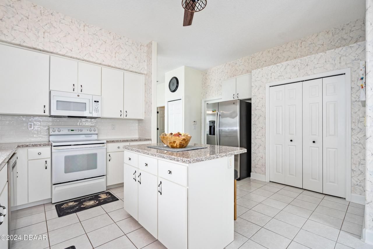 151 Key Colony Court, Daytona Beach, FL 32118 Photo