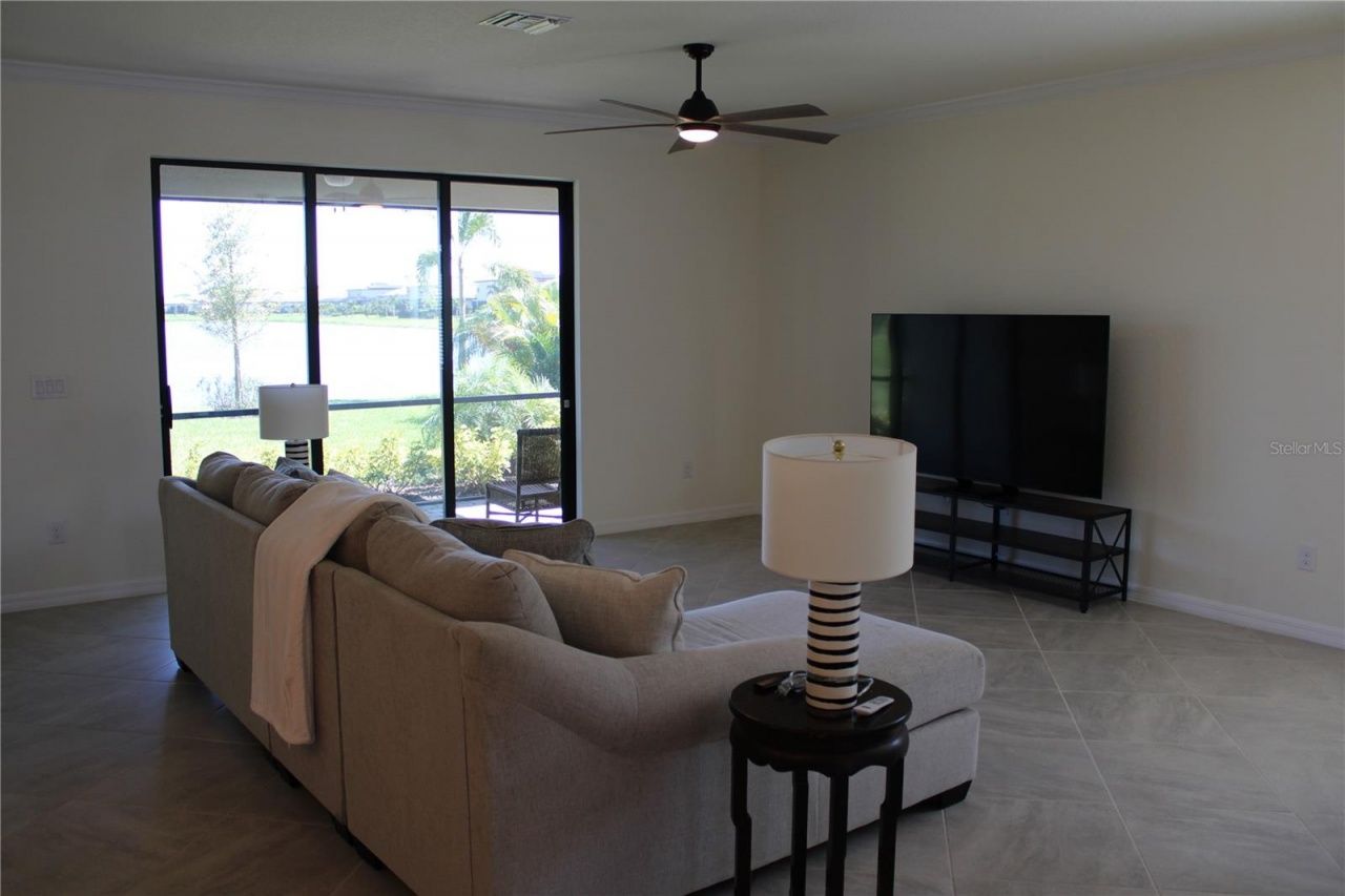 6647 Clairborne Lane, Bradenton, FL 34211 Photo