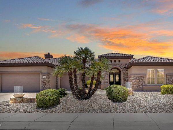 15819 W SILVER BREEZE Drive, Surprise, AZ 85374