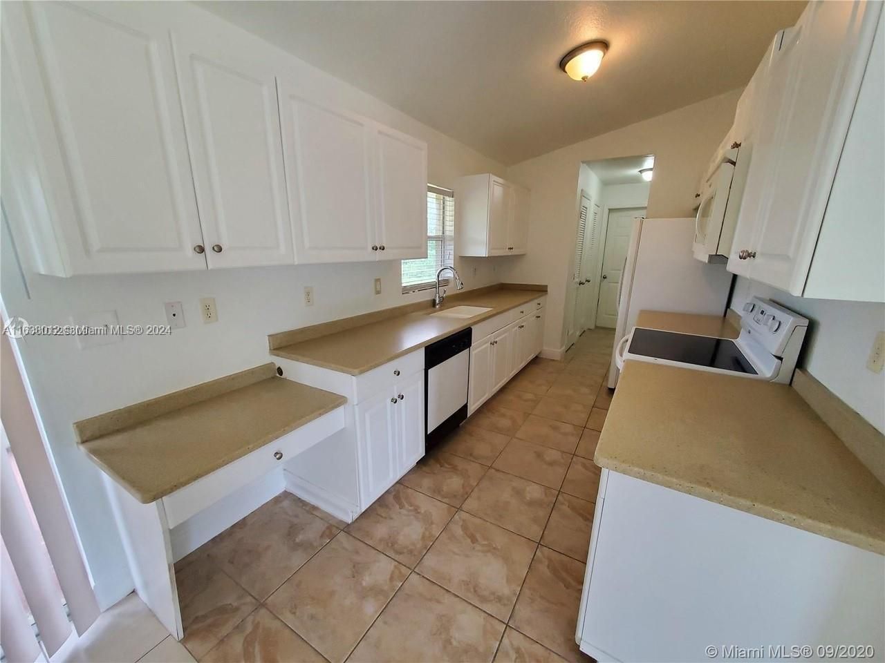 466 Rewing St, Lehigh Acres, FL 33974 Photo