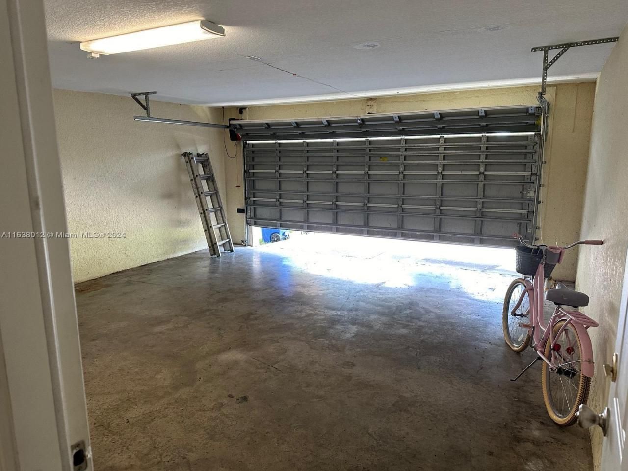 466 Rewing St, Lehigh Acres, FL 33974 Photo