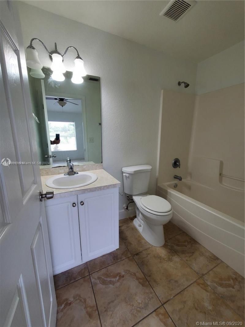 466 Rewing St, Lehigh Acres, FL 33974 Photo