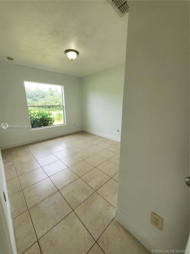 466 Rewing St, Lehigh Acres, FL 33974 Photo