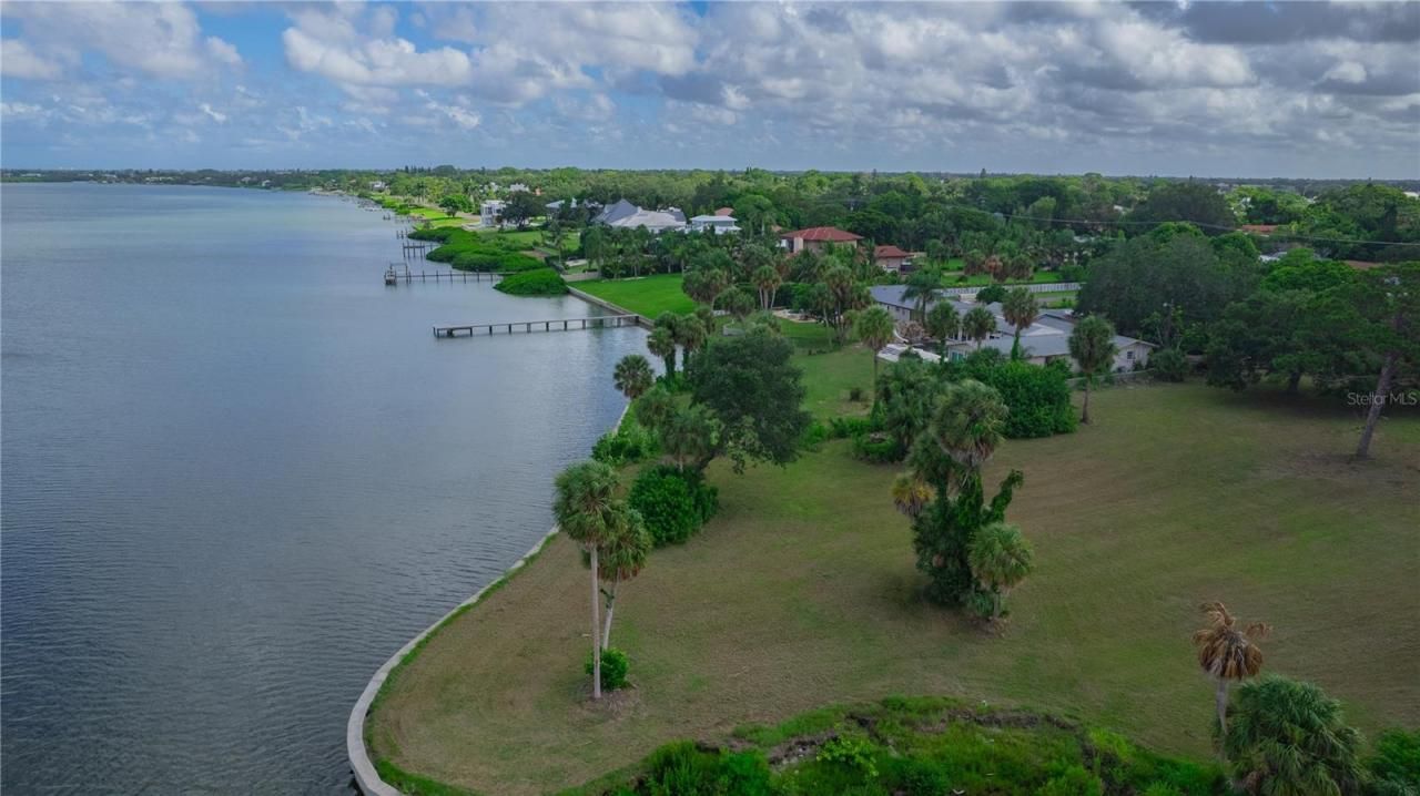 8258 Longbay Boulevard, Sarasota, FL 34243 Photo