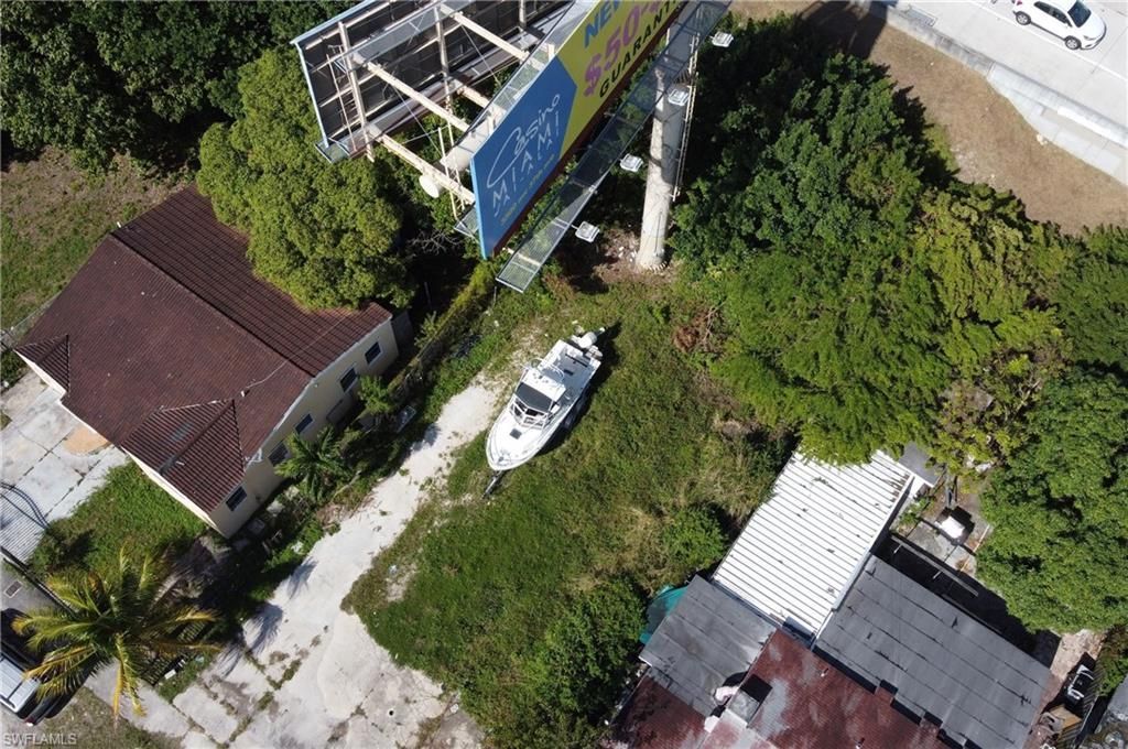 321 NW 37 St, Miami, FL 33127 Photo