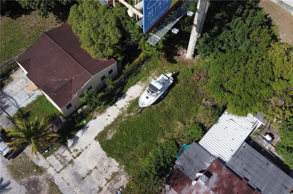 321 NW 37 St, Miami, FL 33127 Photo