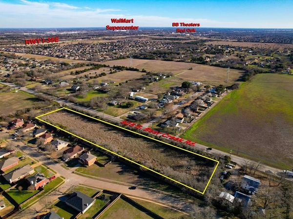 825 E Bear Creek Road, Glenn Heights, TX 75154
