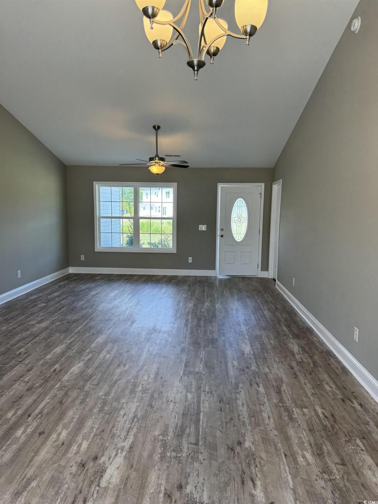 Tbb44 Privetts Rd. Photo 6