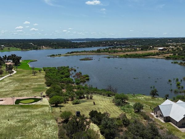 281 chimney cove, Marble Falls, TX 78654