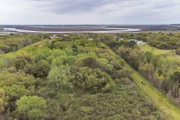 2165 Rosebush Lane photo 4