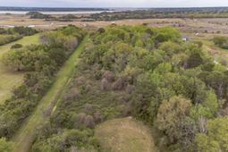 2165 Rosebush Lane photo 4