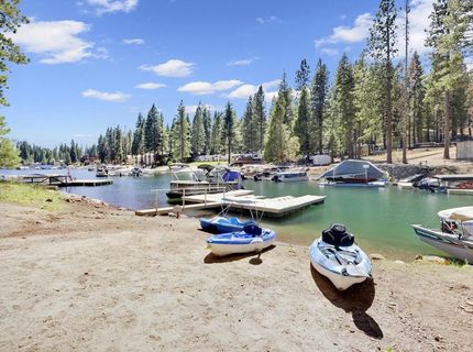 334 Peninsula Drive, Lake Almanor, CA 00000 Photo