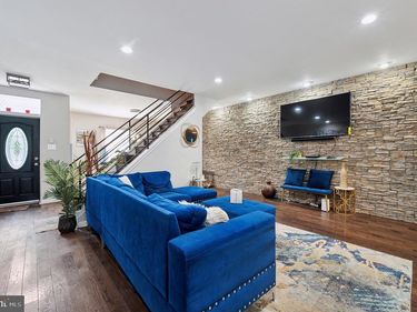 6833 MUSGRAVE STREET, PHILADELPHIA, PA 19119