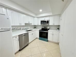 400 Kings Point Dr, Unit 320, Sunny Isles Beach, FL 33160 Photo