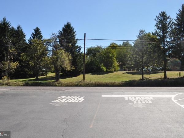 984 E MAIN STREET, SCHUYLKILL HAVEN, PA 17972