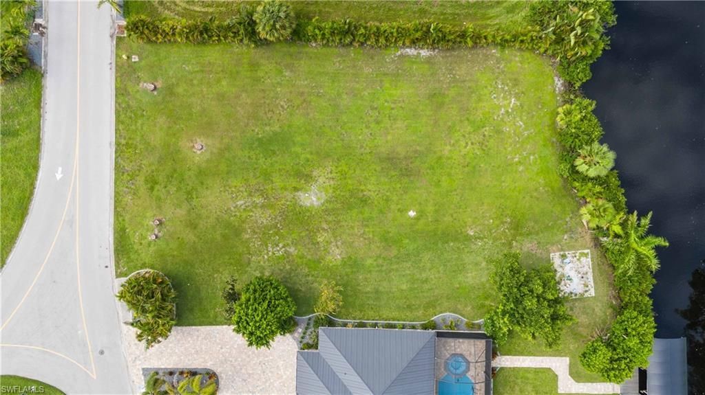 6104 Marsh Point Ln, North Fort Myers, FL 33917 Photo